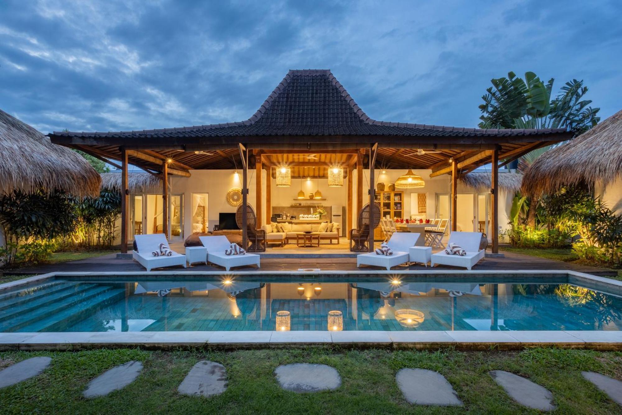 Villa Aksara By Optimum Bali Seminyak